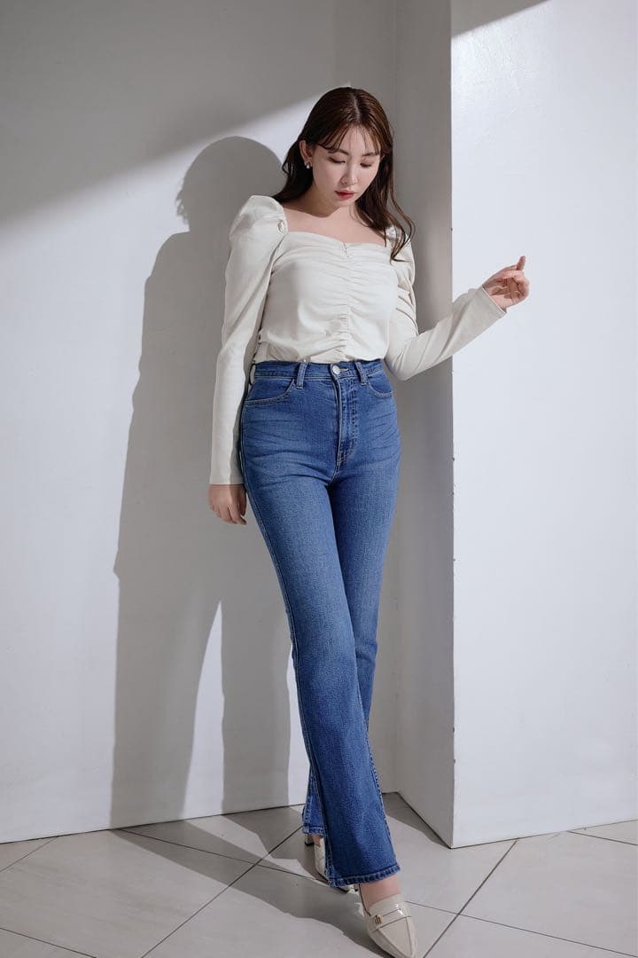 パンツ Herlipto New York High-Waisted Jeans 24