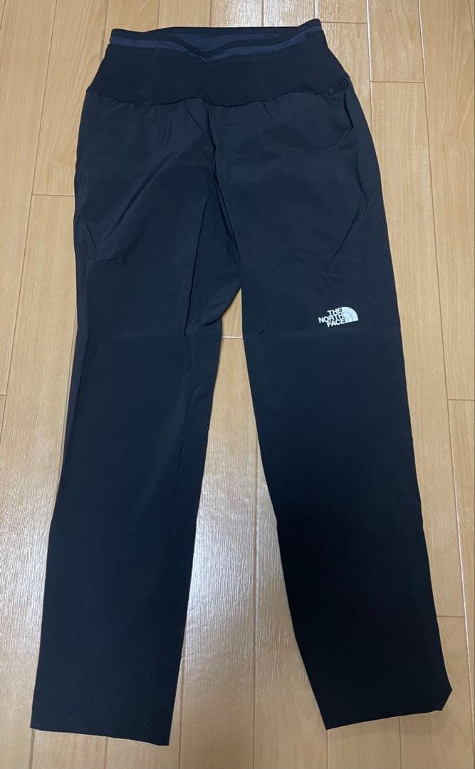 ノースフェイス　バーブライトランニングパンツ（レディース） ザ・ノース・フェイス THE NORTH FACE バーブライトランニングパンツ