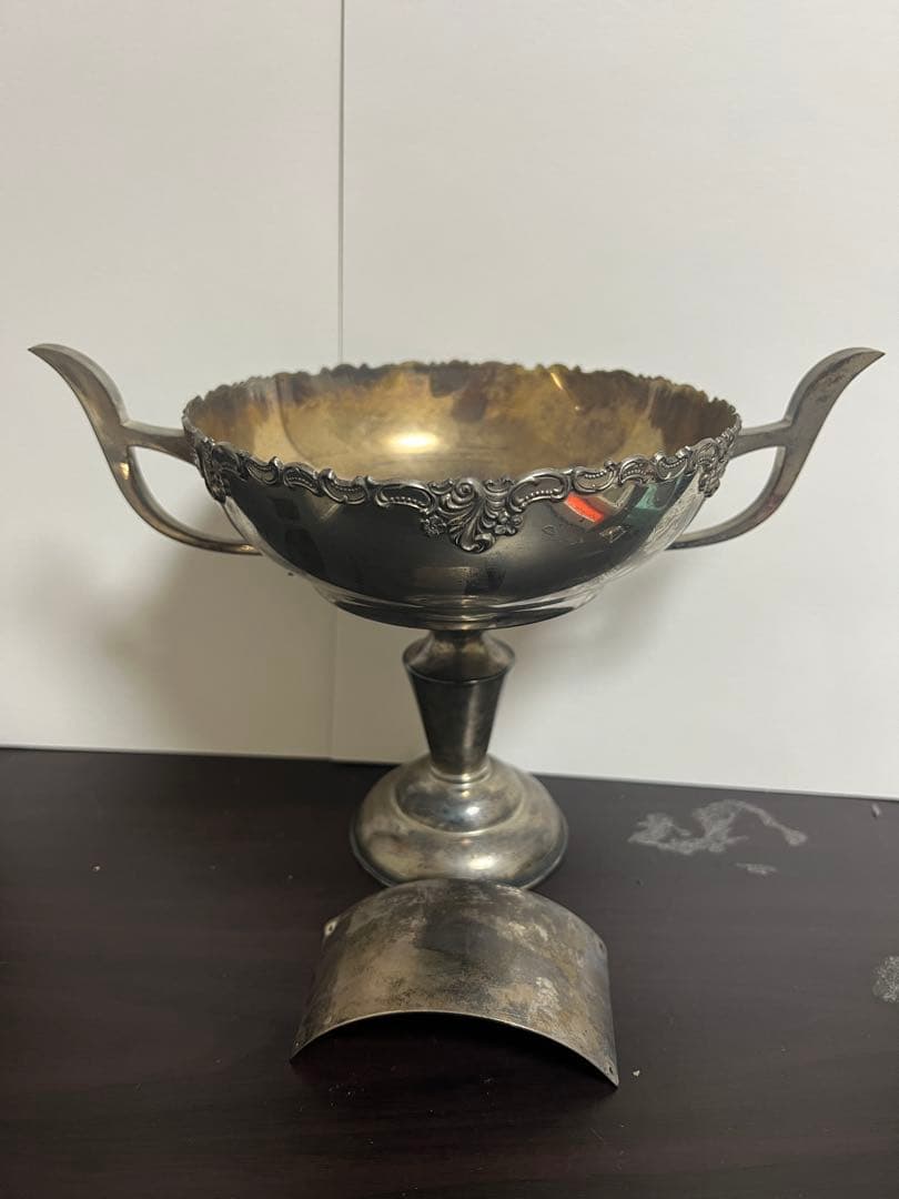 シルバー製トロフィー 約298g