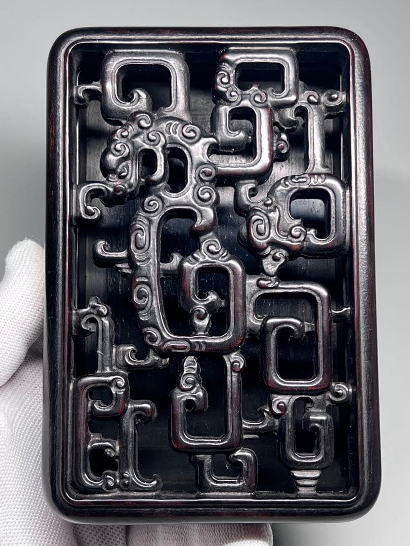 木製　小物入れ　香炉？　硯箱　龍紋　透彫　極細工　文房具　中国美術　唐木　黑檀 木製 硯 黒柿 黑檀 唐木 厚重 細工彫刻 文房具 古美術 - メルカリ