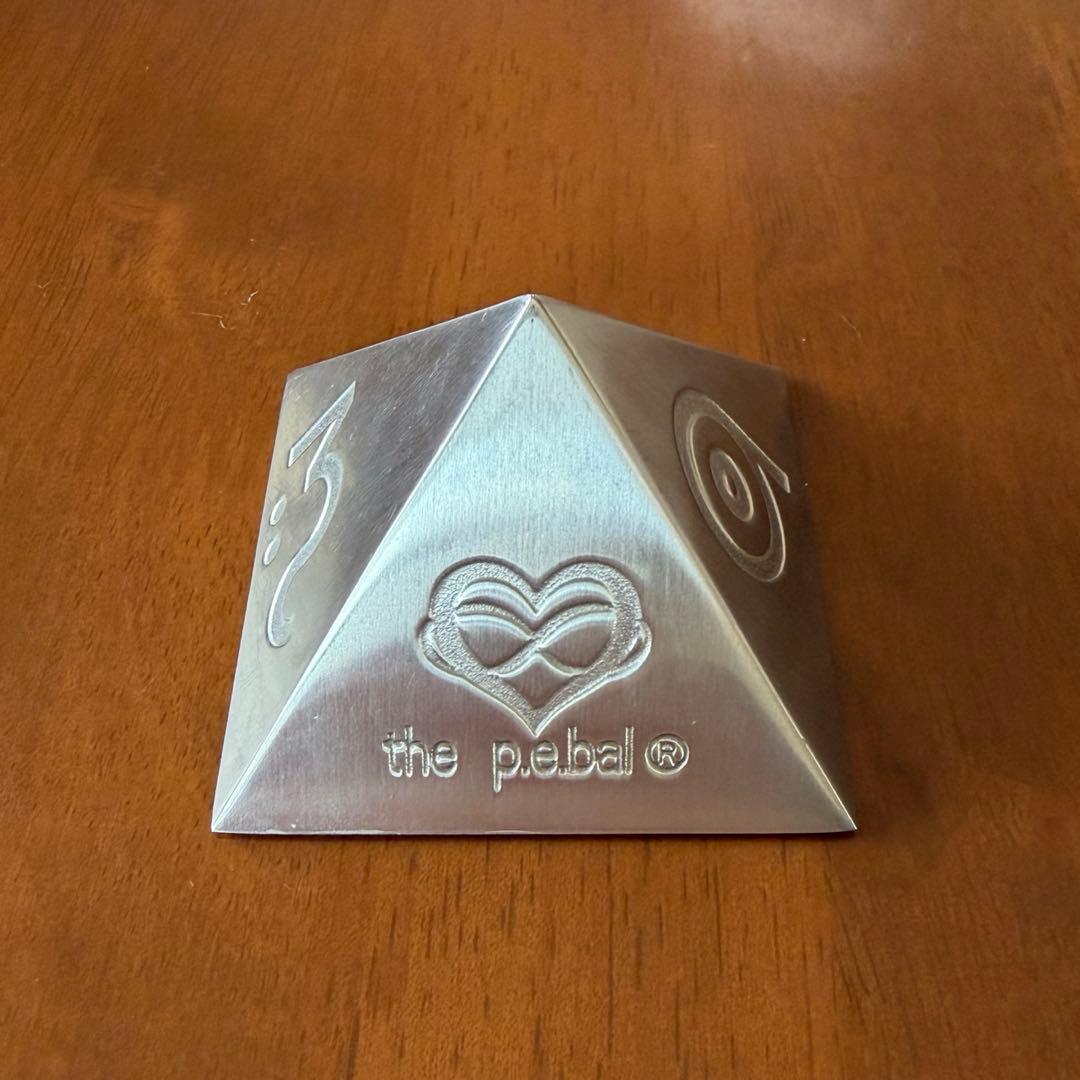 p.e.bal　 パワーピラミッド　電磁波対策　半径18m 定価44,800円