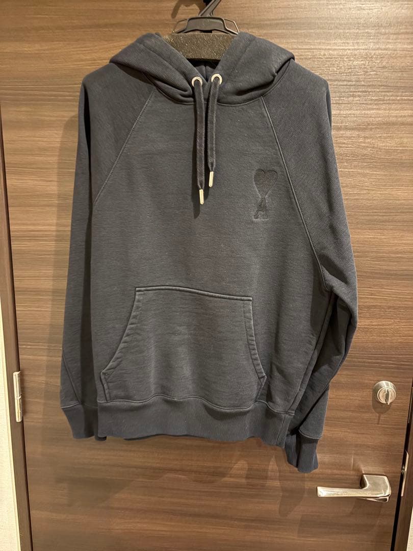 ami ブラック パーカー Lサイズ