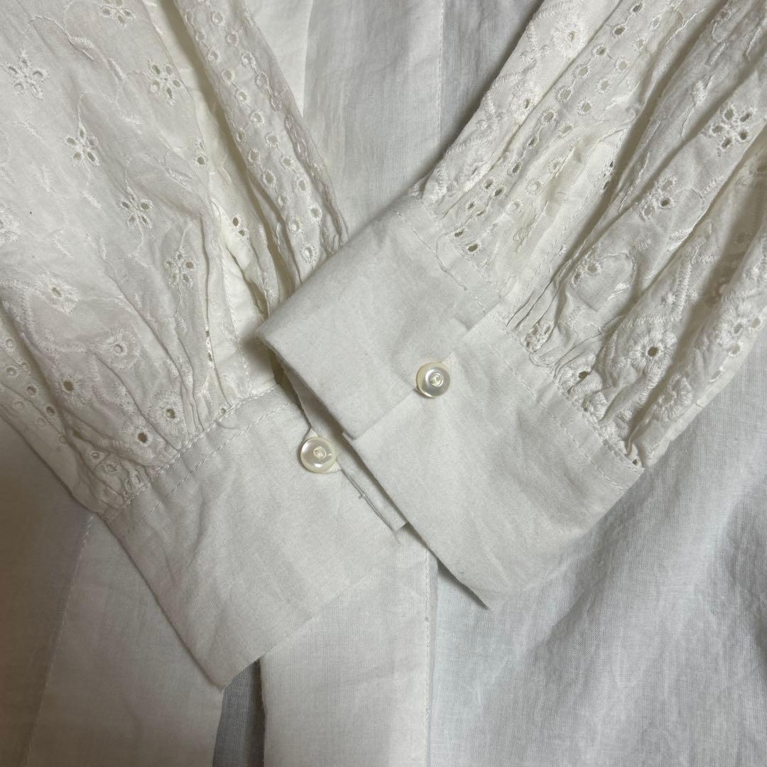 《未使用品》ティグルブロカンテ　ブラウス