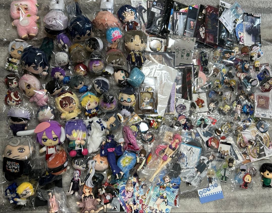 キャラクターグッズまとめ売り　漫画　アニメ　グッズ　セット　おまとめ　210個 商品一覧｜THEキャラ オンラインストア｜アニメグッズ通販｜