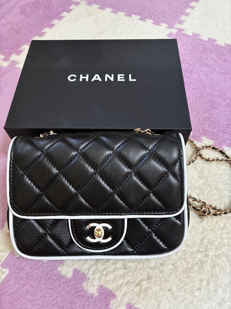 CHANEL VIPノベルティ チェーンショルダーバッグ - メルカリ