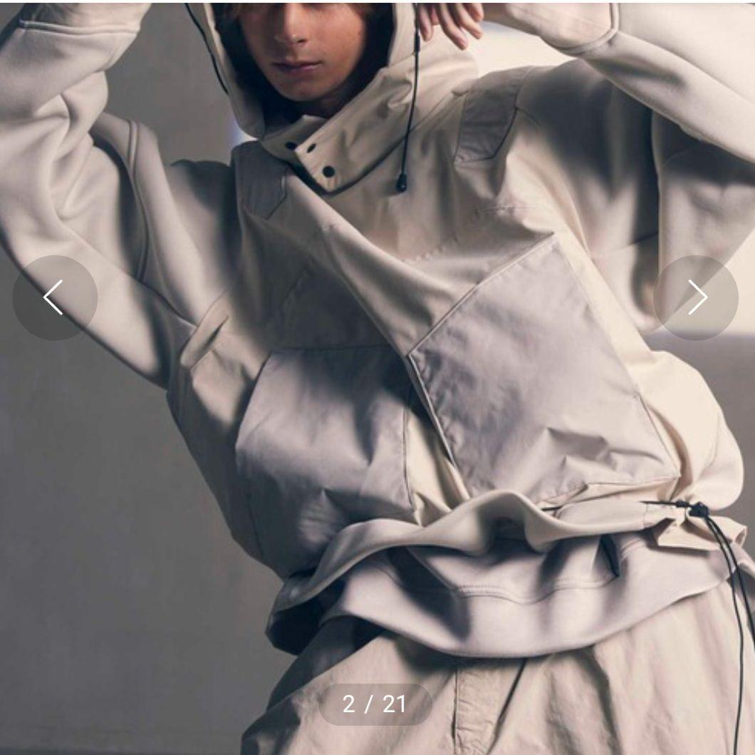 ぴのこ様MAISON SPECIAL テック素材コンビネーションプルオーバー