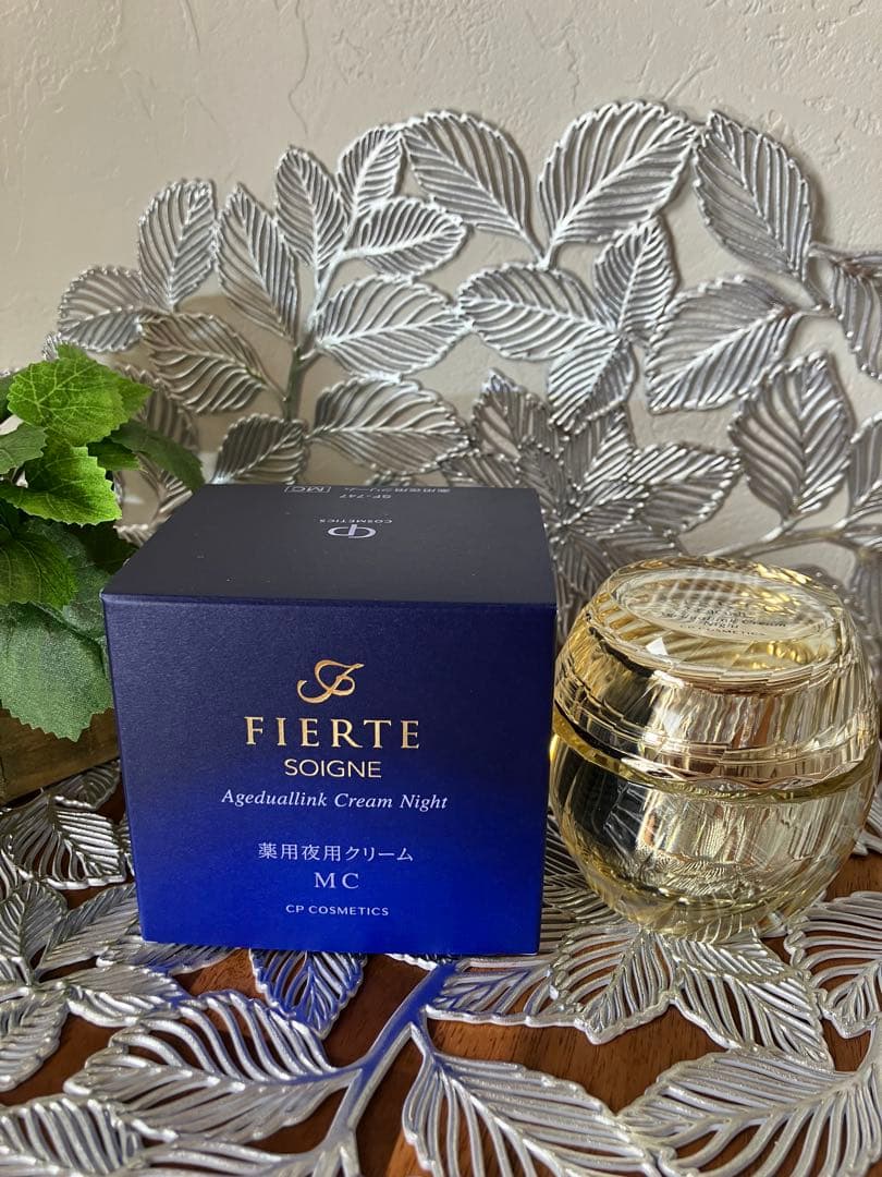 ソワーニュフィエルテ　エイジデュアルリンククリームMC 36g