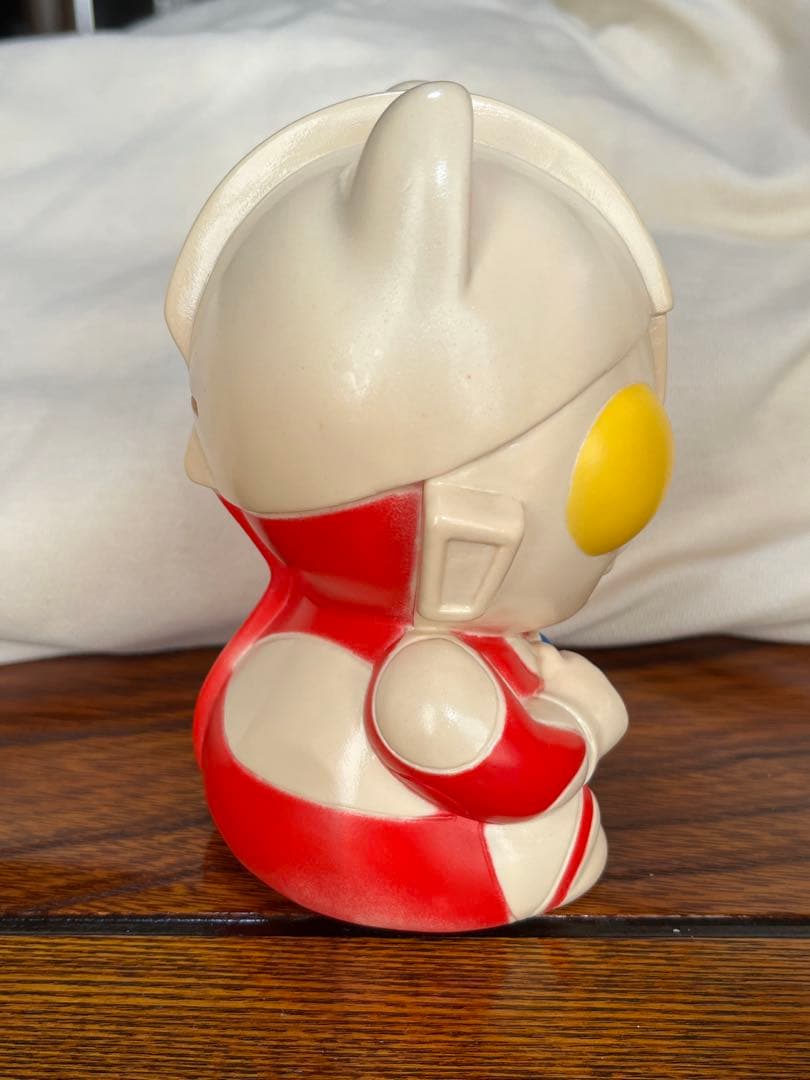 希少】ウルトラマン／招き猫／まねきねこ／貯金箱 - メルカリ