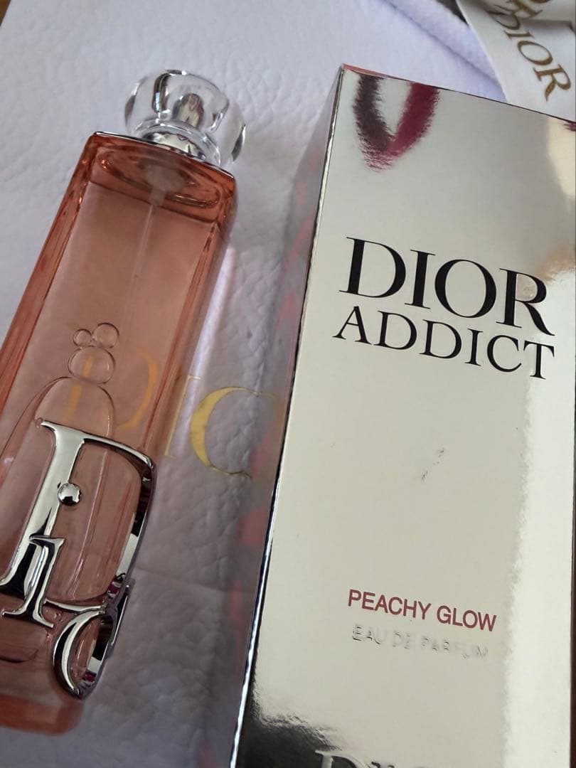 Dior アディクト ピーチーグロウ 50mm