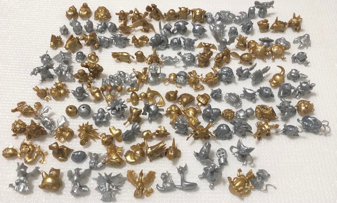 ポケモン　フィギュア　フルカラーコレクション　金　銀　ゴールド　シルバー