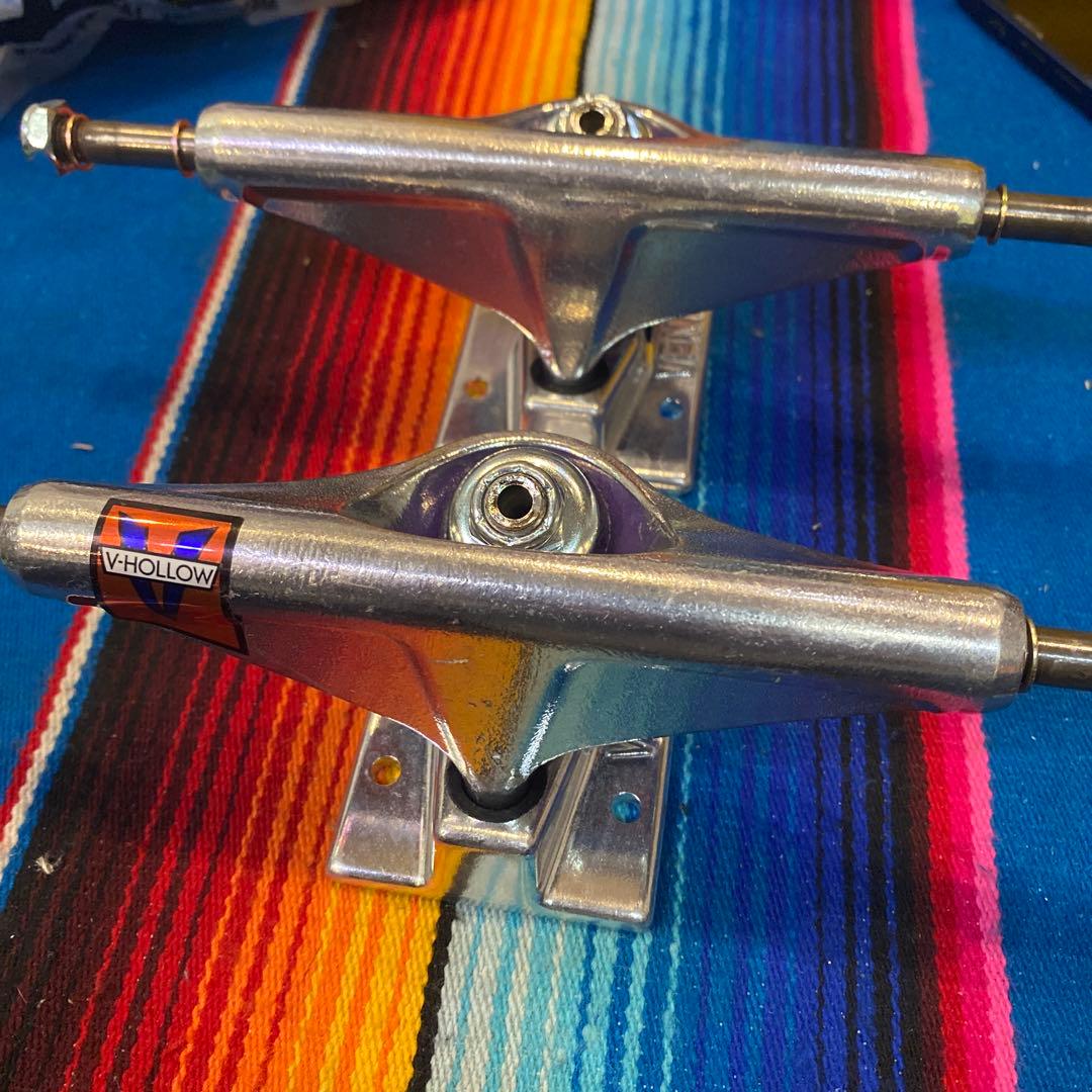 V-HOLLOW スケートボード トラック 2個セット5.2HI