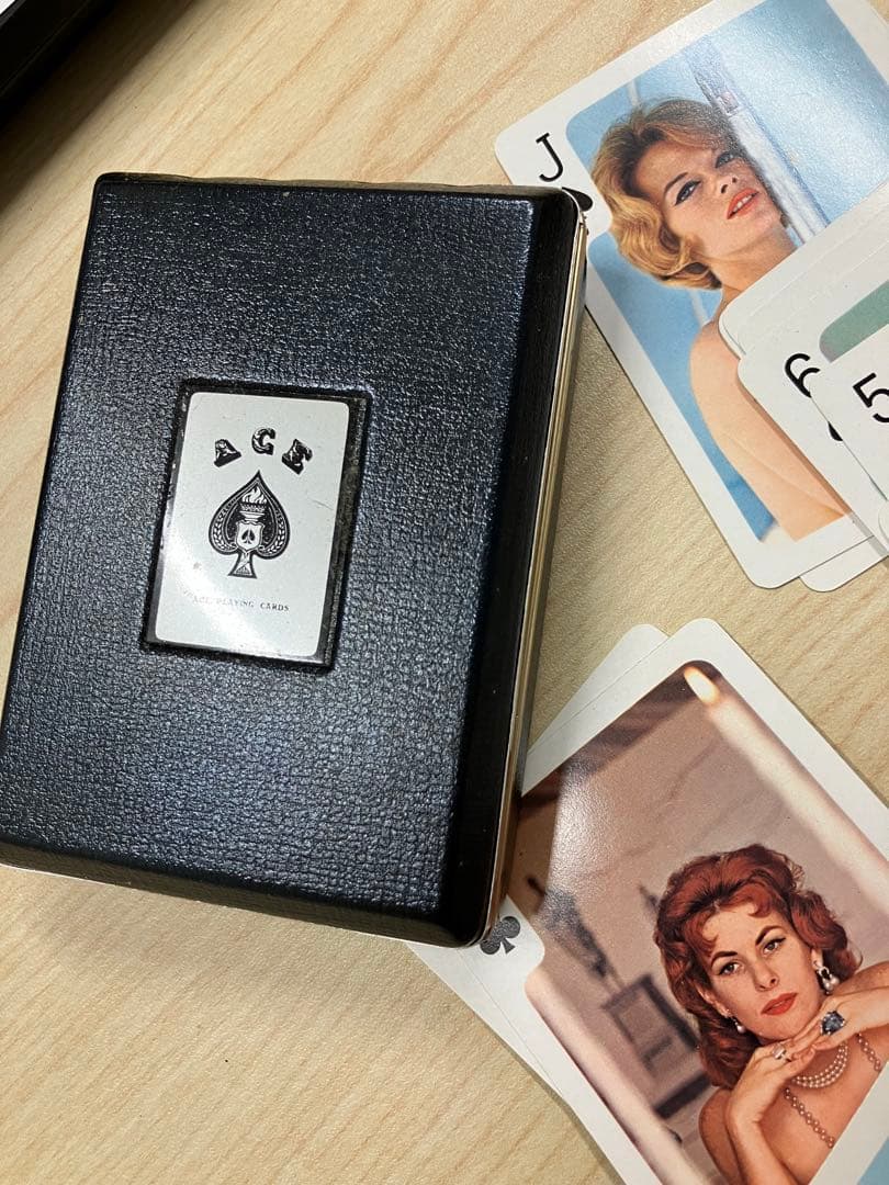 セクシートランプ ヌードトランプ 海外 - メルカリ