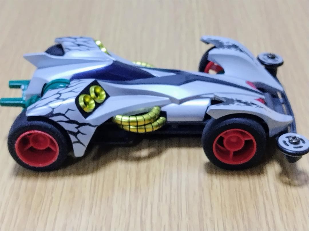 ミニ四駆 レイスティンガー 全塗装完成品 - メルカリ