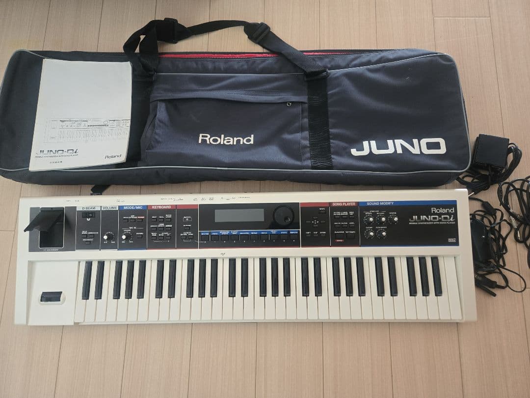 【超美品】Roland ローランド JUNO-Di キーボードホワイト
