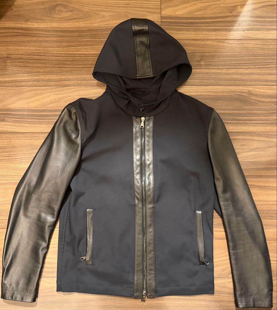 【YK】EMMETI×MACKINTOSH PHILOSOPHYラムレザー MACKINTOSH PHILOSOPHYとEMMETIとのコラボモデルが登場 - 【公式