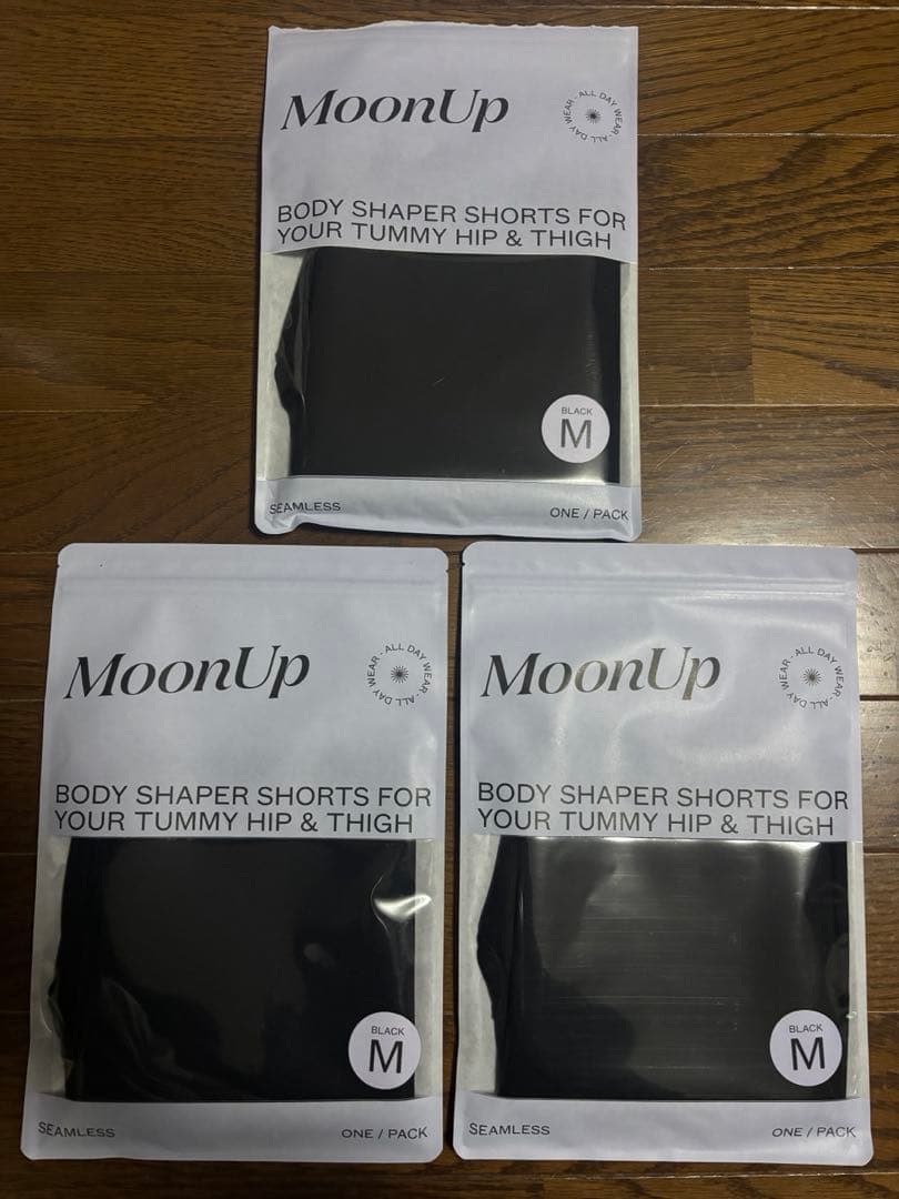 ムーンアップショーツ M サイズ MoonUp ３枚セット