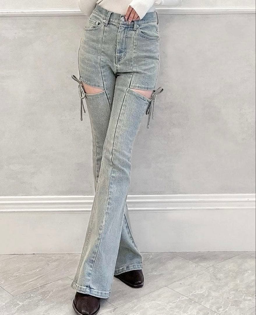 さくら RESEXXY リゼクシー カットアウトリボンデニムパンツ