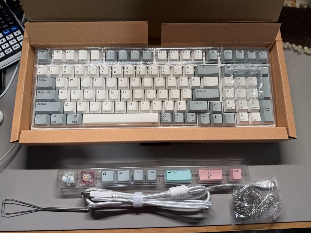 NiZキーボード X99 Pro ワイヤレス 【2024新型】99キー Amazon.co.jp: NiZキーボード X99 Pro ワイヤレス 【2024新型】99キー