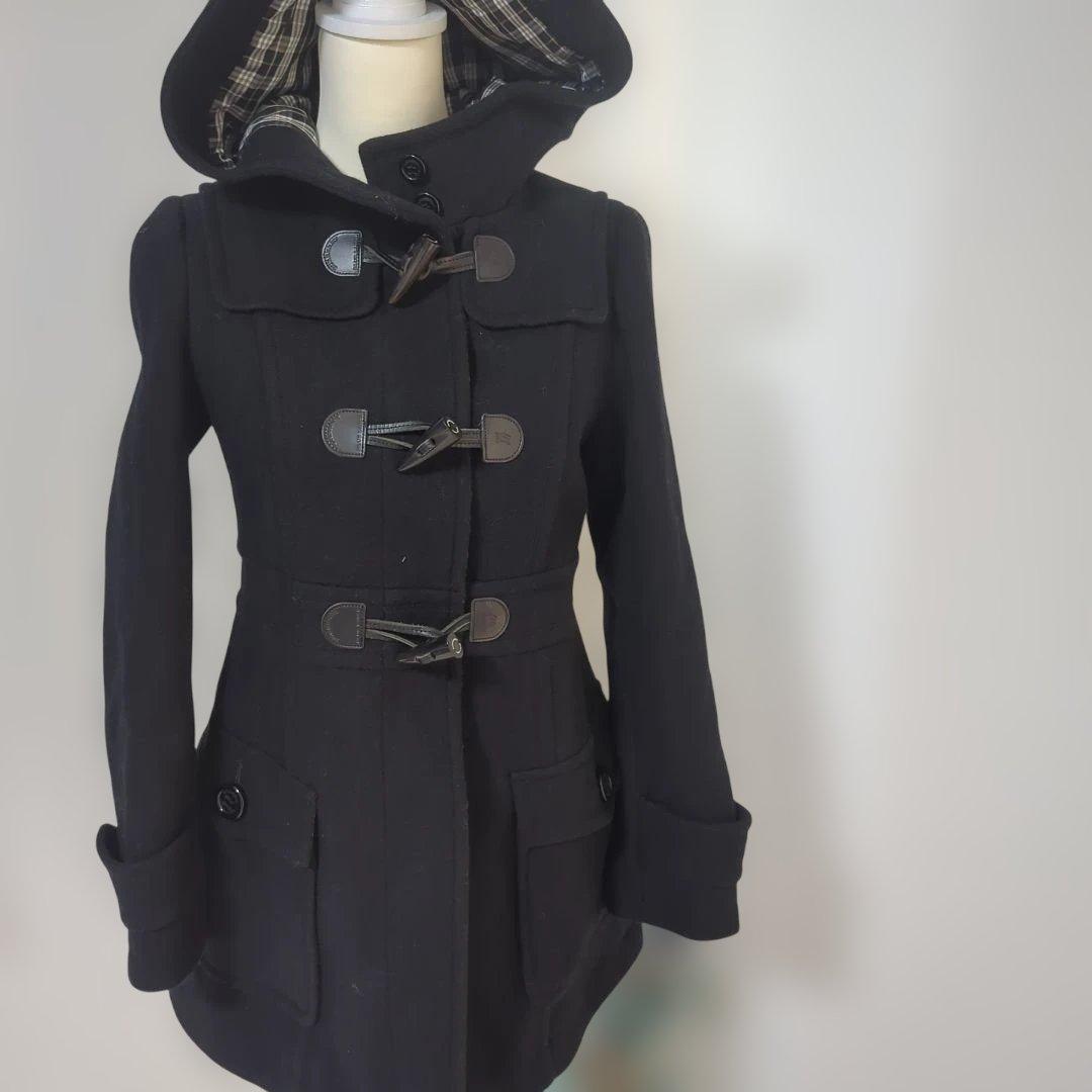 バーバリー黒 ダッフルコート チェック裏地付き