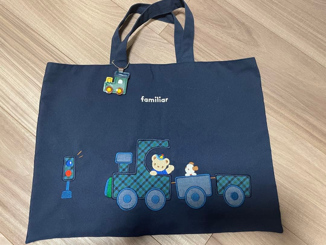 値下げしました！familiar レッスンバック