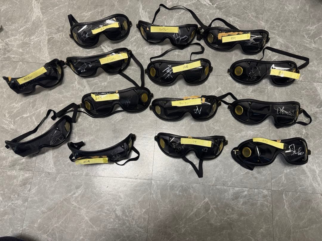【✴︎激レア】サイン入りゴーグル14個セット　競馬