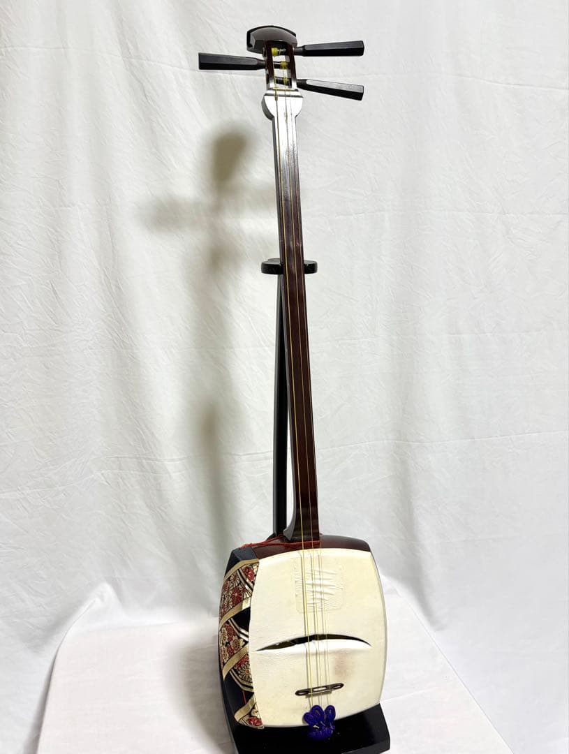 【皮破れ有】三味線セット 中棹 綾杉彫り 東さわり 三つ折れ