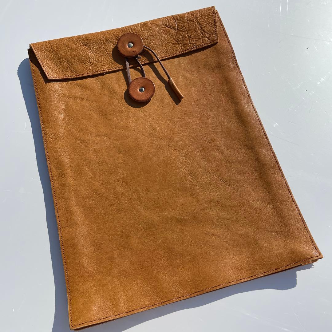 コンランショップ　レザー　ドキュメントケース