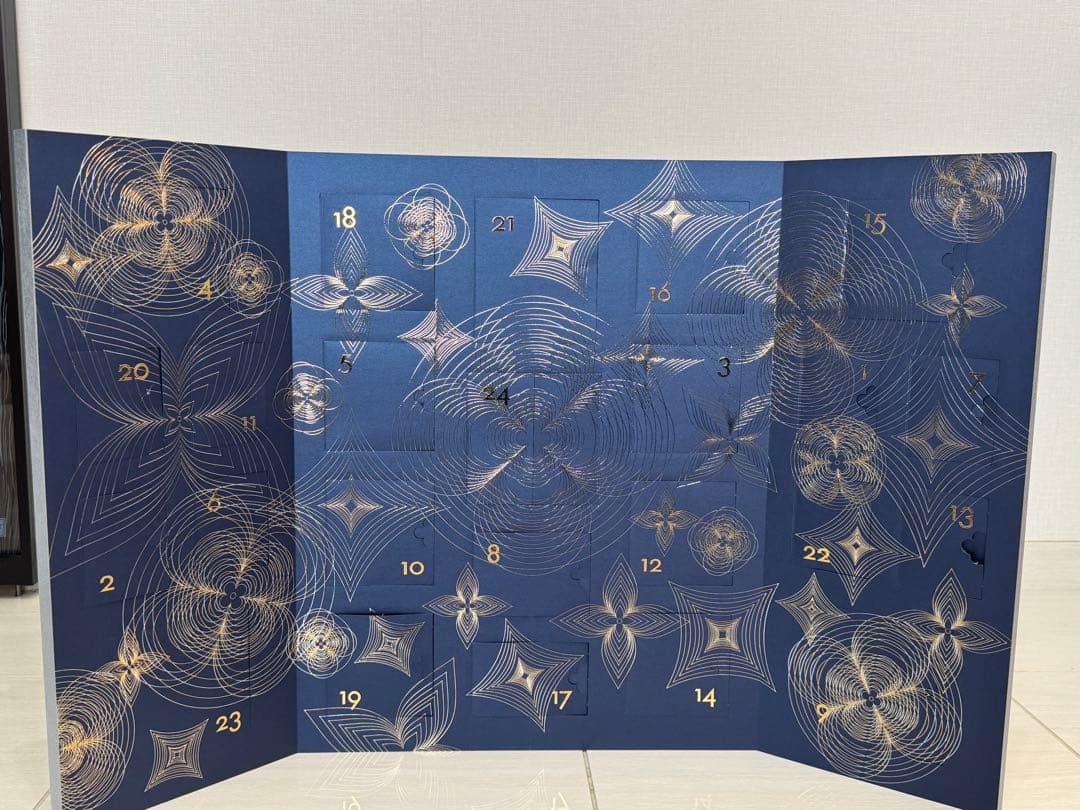 LOUIS VUITTON アドベントカレンダー