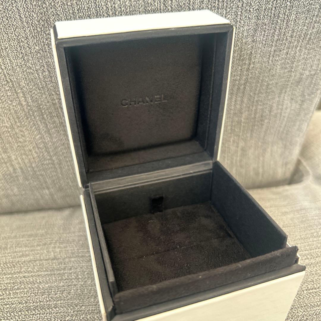 CHANEL ココ クラッシュ ミニモデル ホワイトゴールド 52サイズ - メルカリ