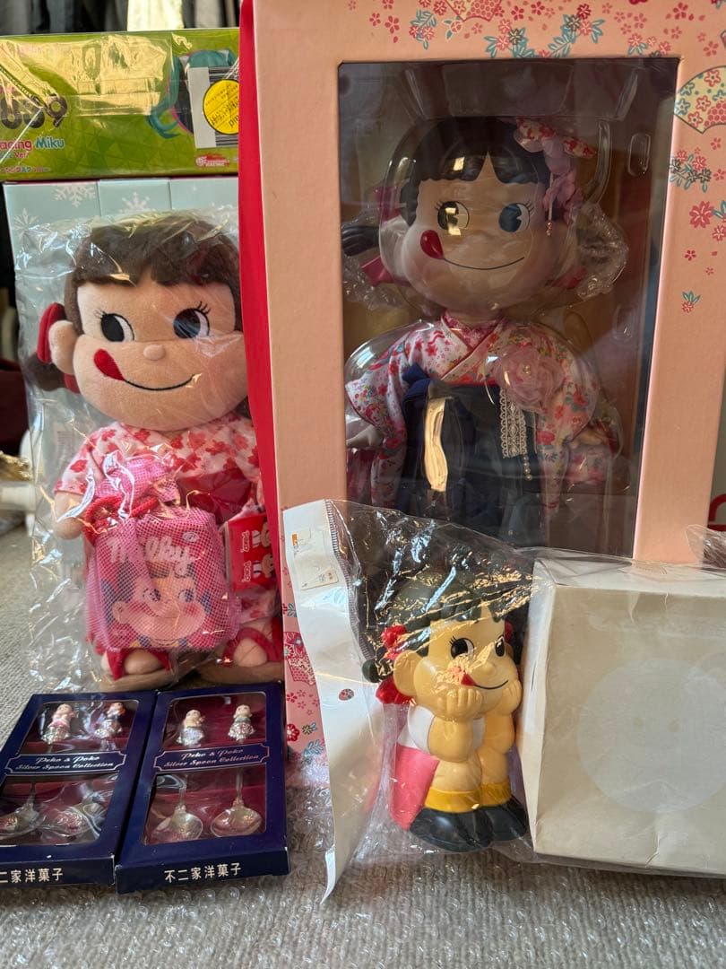 ペコちゃん2008 など5点セット ペコちゃん (ペコチャン) ペコポコひな壇 ペコちゃんグッズ