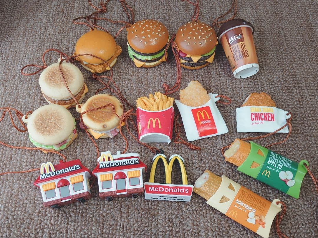 マクドナルド ハッピーセット キーホルダー ストラップ15個 - メルカリ