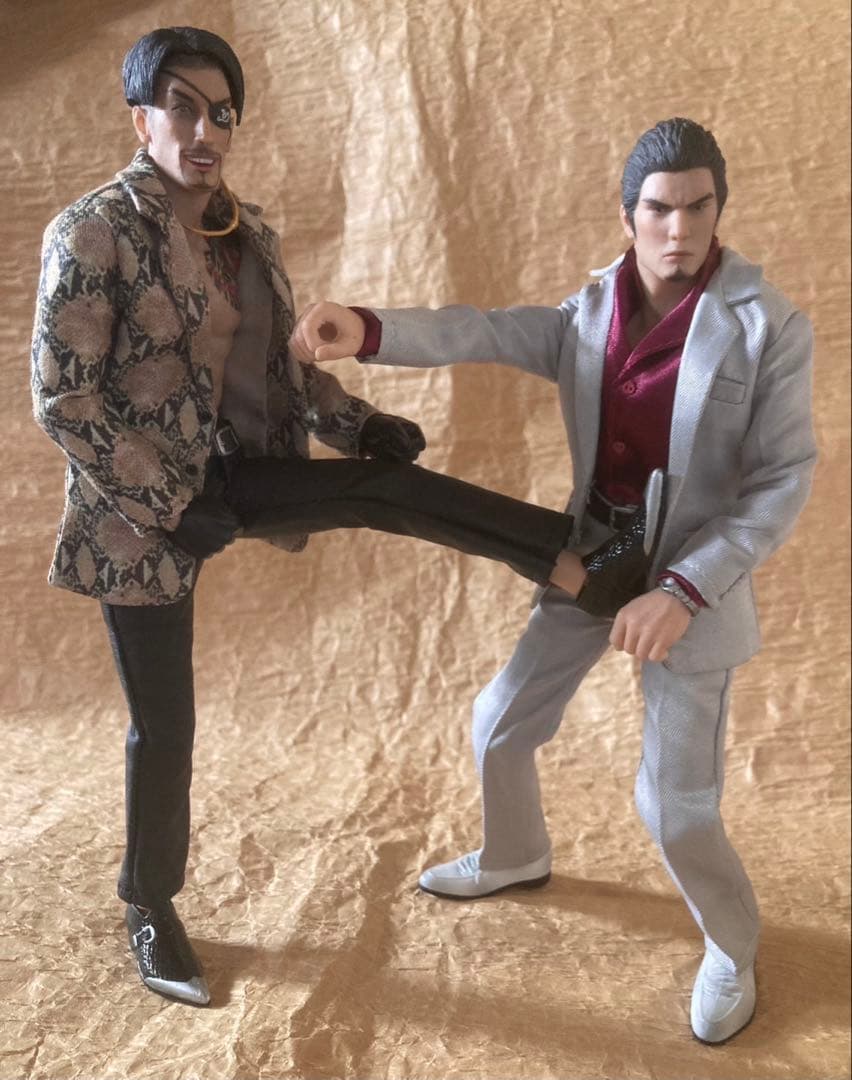 龍が如く【桐生一馬&真島吾朗】フィギュア2点/現状品【ASUMUS TOYS】