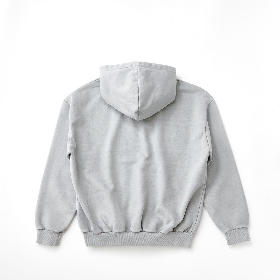 FEELS. PIGMENT DYE HOODIE LIGHT GRAY上杉柊平 - メルカリ