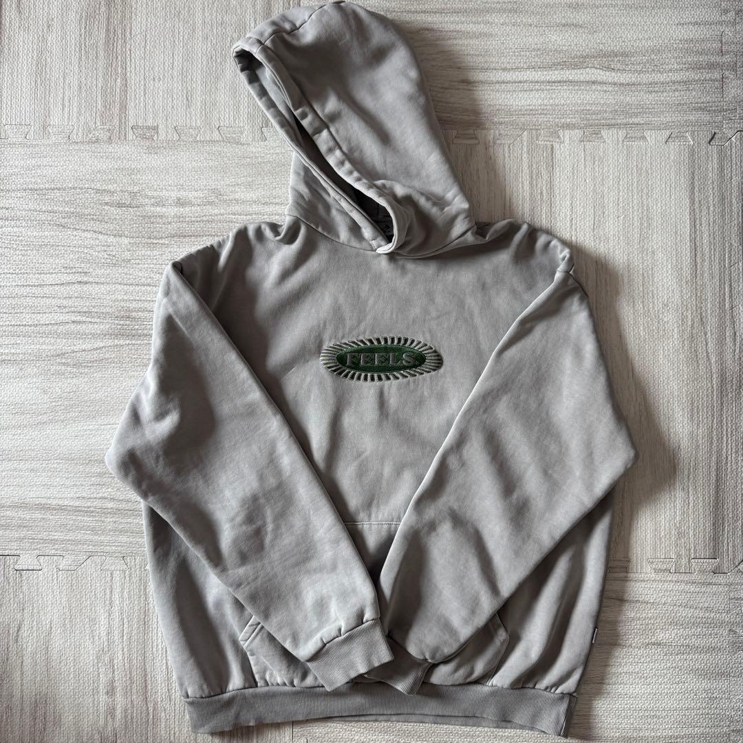 FEELS. PIGMENT DYE HOODIE LIGHT GRAY上杉柊平 - メルカリ