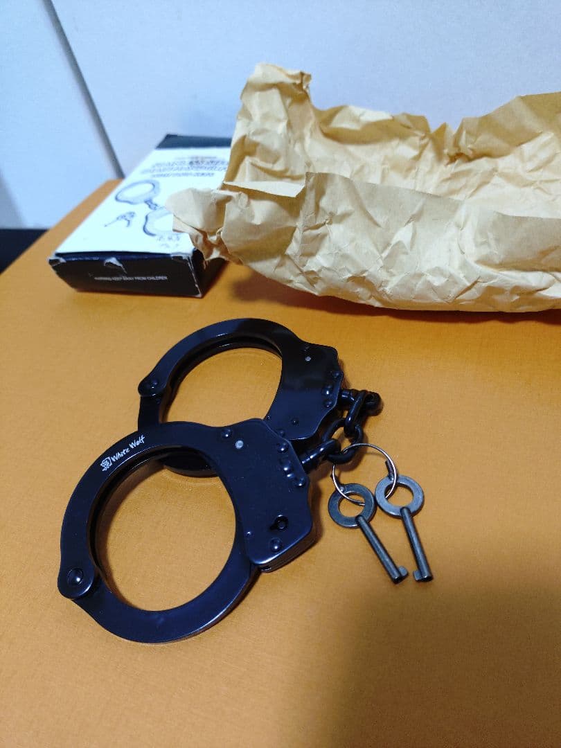 ブラック手錠 鍵2個付き