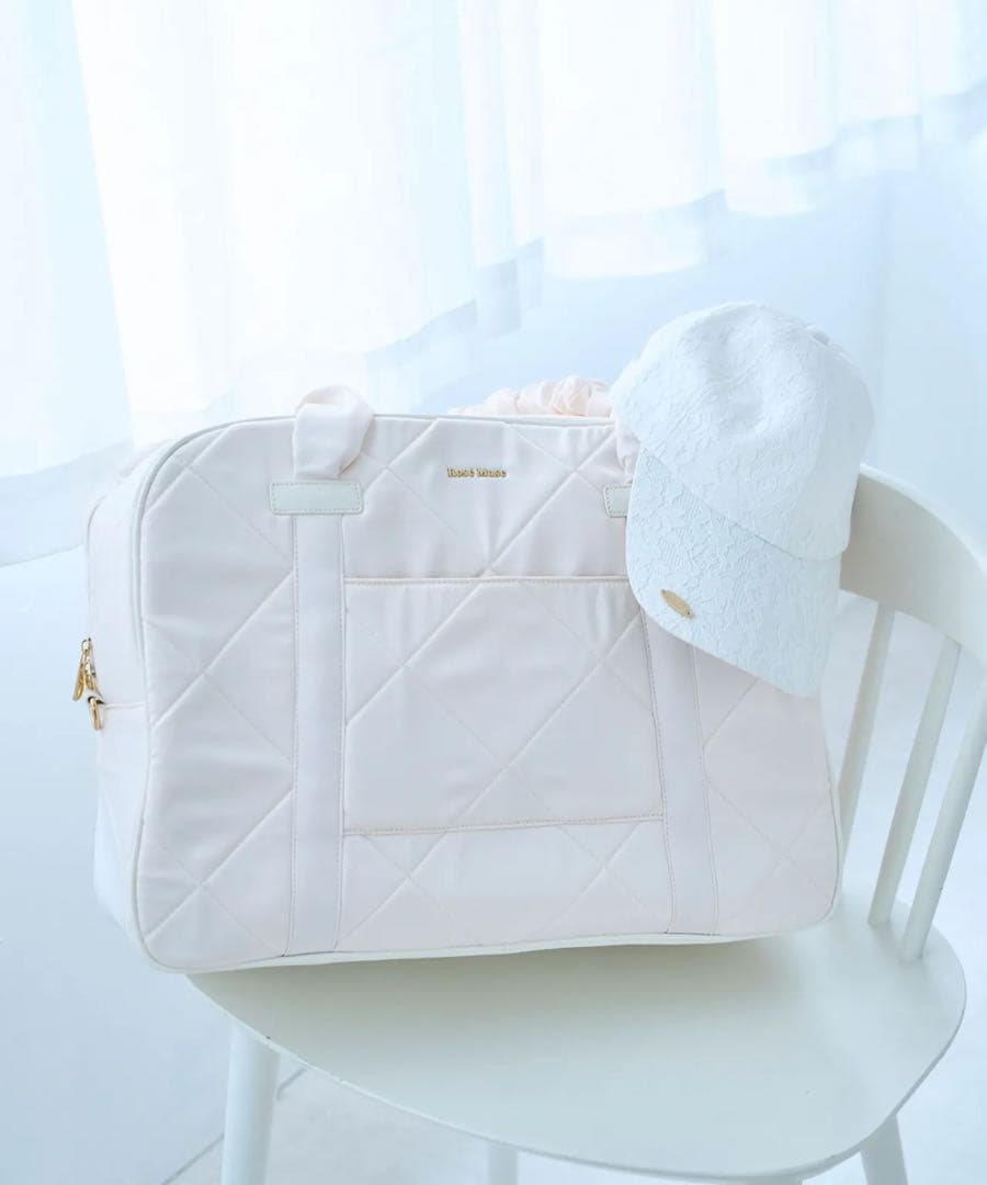 Rose’Muse satin traveling boston bag