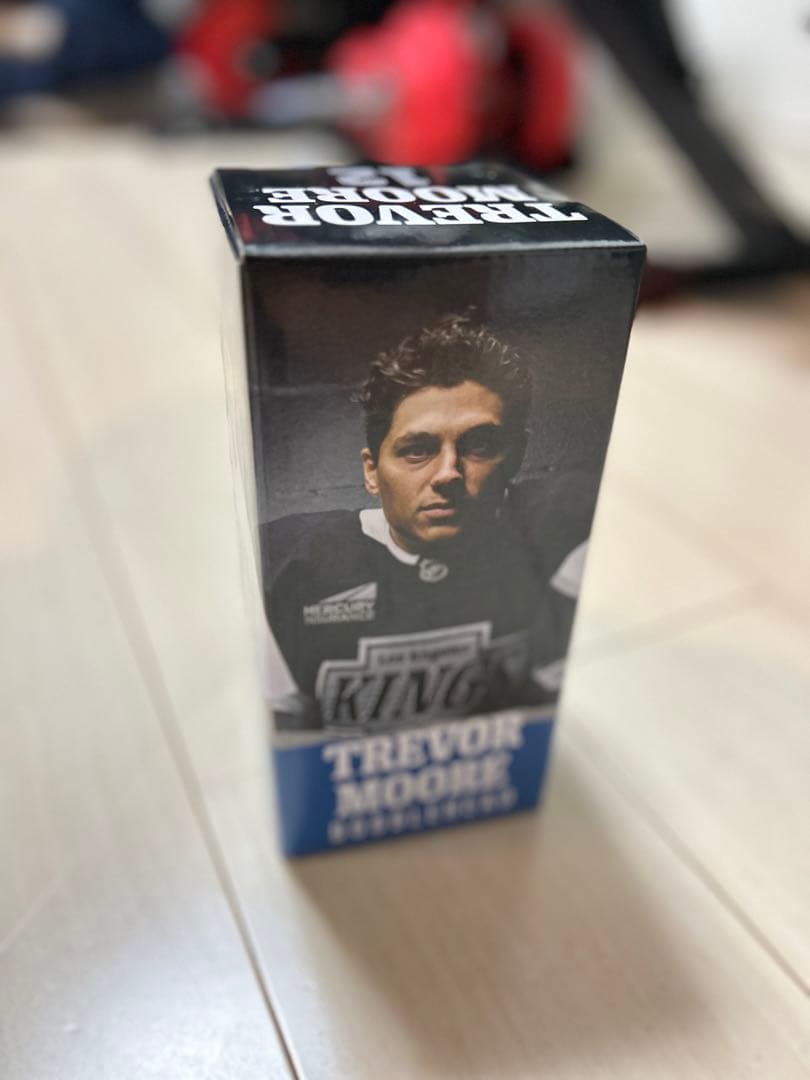 LA Kings トレバー・ムーア ボブルヘッド ネットでもお買い求めいただけます】 限定80個 ゴンゾーボブルヘッド