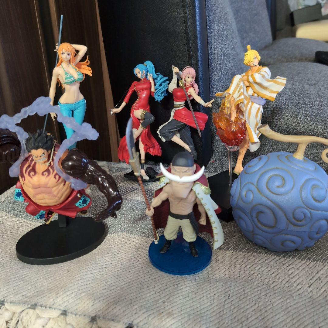 ワンピースフィギュア まとめ売り - メルカリ