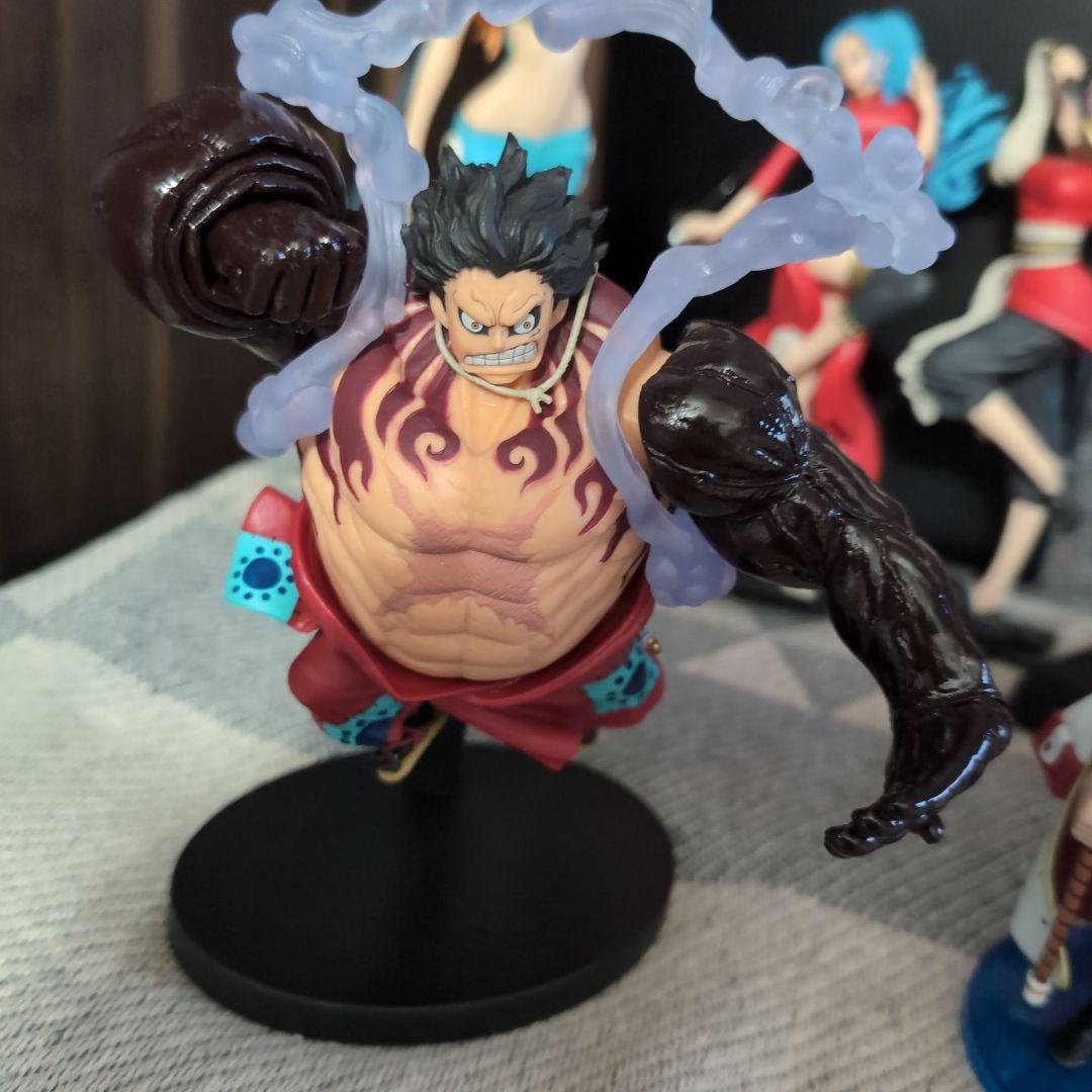 ワンピースフィギュア まとめ売り - メルカリ