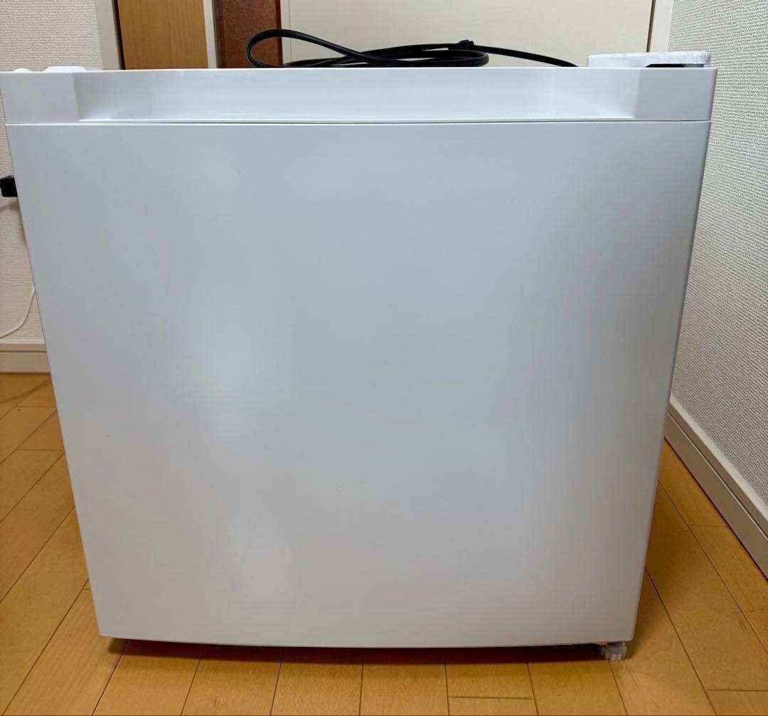 美品 アイリスプラザ PF-A31FD-N 小型 冷凍庫 冷蔵庫 31L