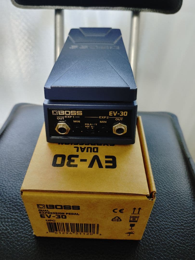 BOSS EV-30 エクスプレッションペダル - メルカリ