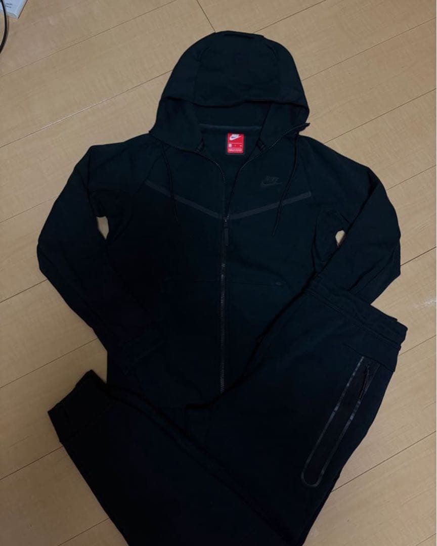 メンズS ブラック テックフリース セットアップ NIKE 黒 過去モデル 廃盤
