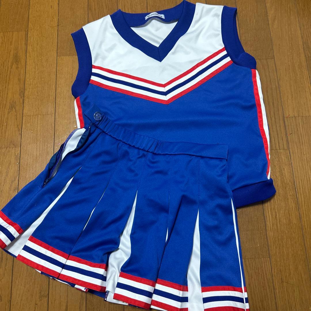 青いチアリーダー衣装 Vネック