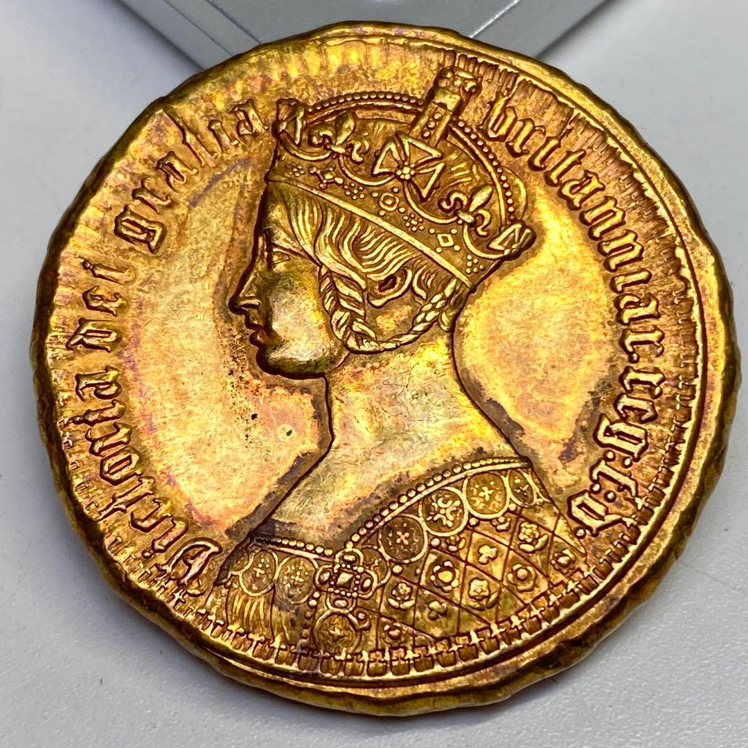 古銭　海外記念幣　ギリシャ 英国 ヴィクトリア女王 王室紋章 記念メダル