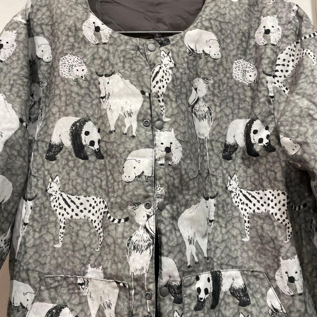 完売品 グラニフ 動物柄リバーシブルダウンジャケット Sサイズ パンダ