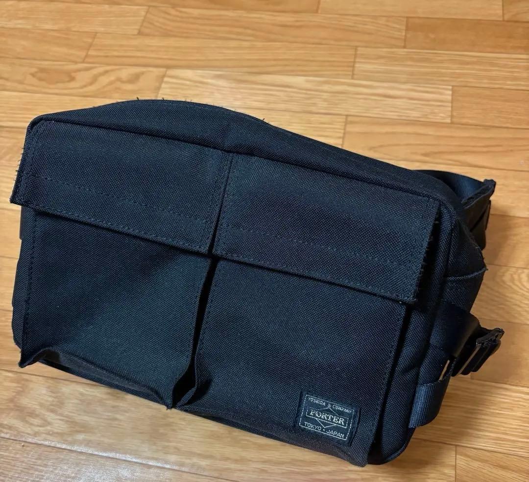 美品 PORTER×docomo ウエストバッグ 黒 タンカー レザー HEAD