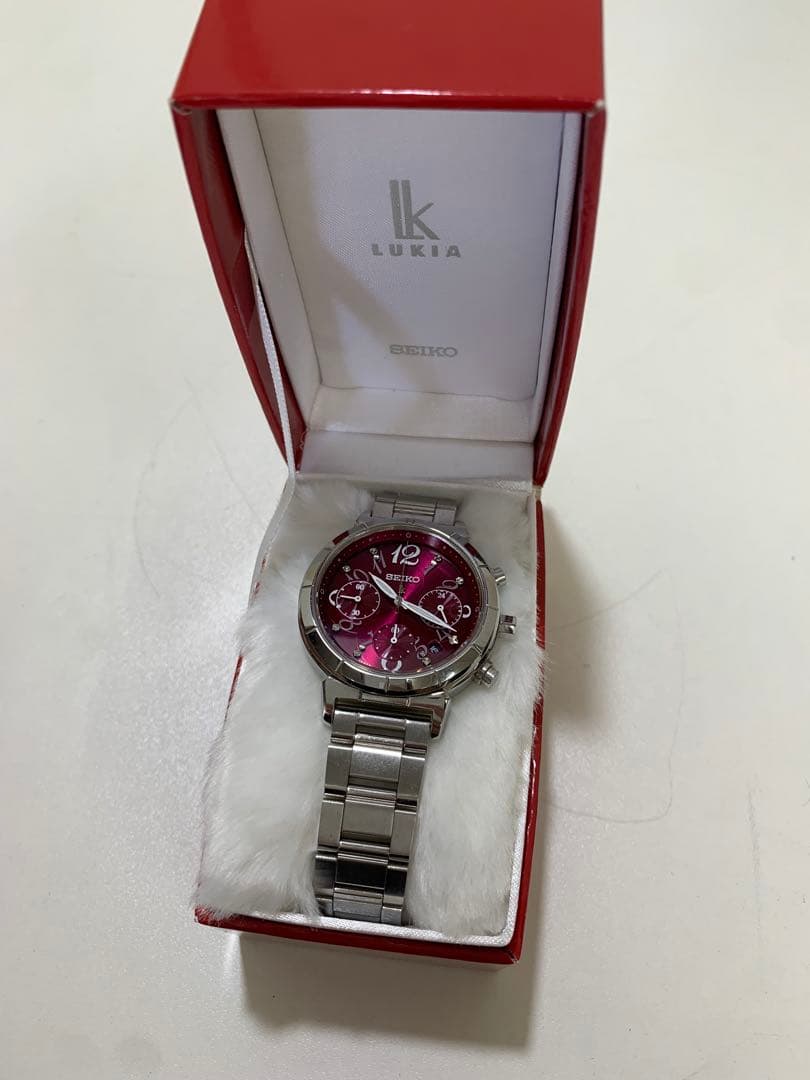 j246 SEIKO ルキア　ソーラー　腕時計　V175-0CZ0 不動 Yahoo!オークション -「(セイコー seiko) v175」(ルキア) (セイコー)の