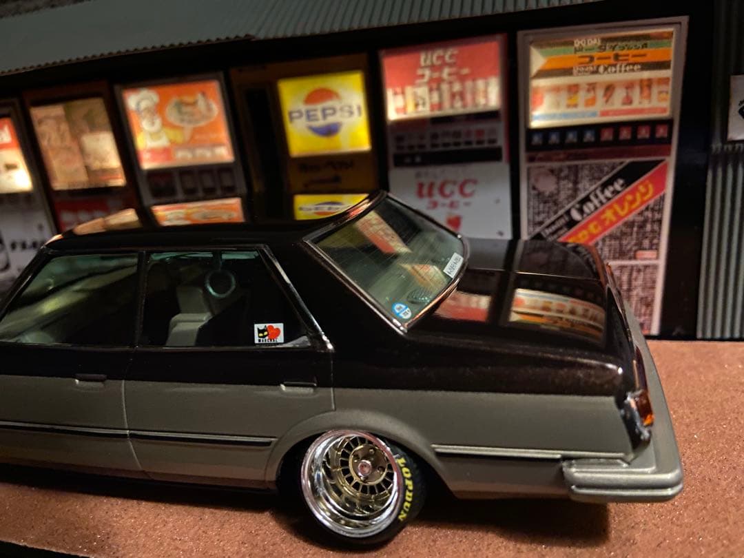 1/24 クレスタ マイクロエース カスタム ジオラマ 旧車 - メルカリ