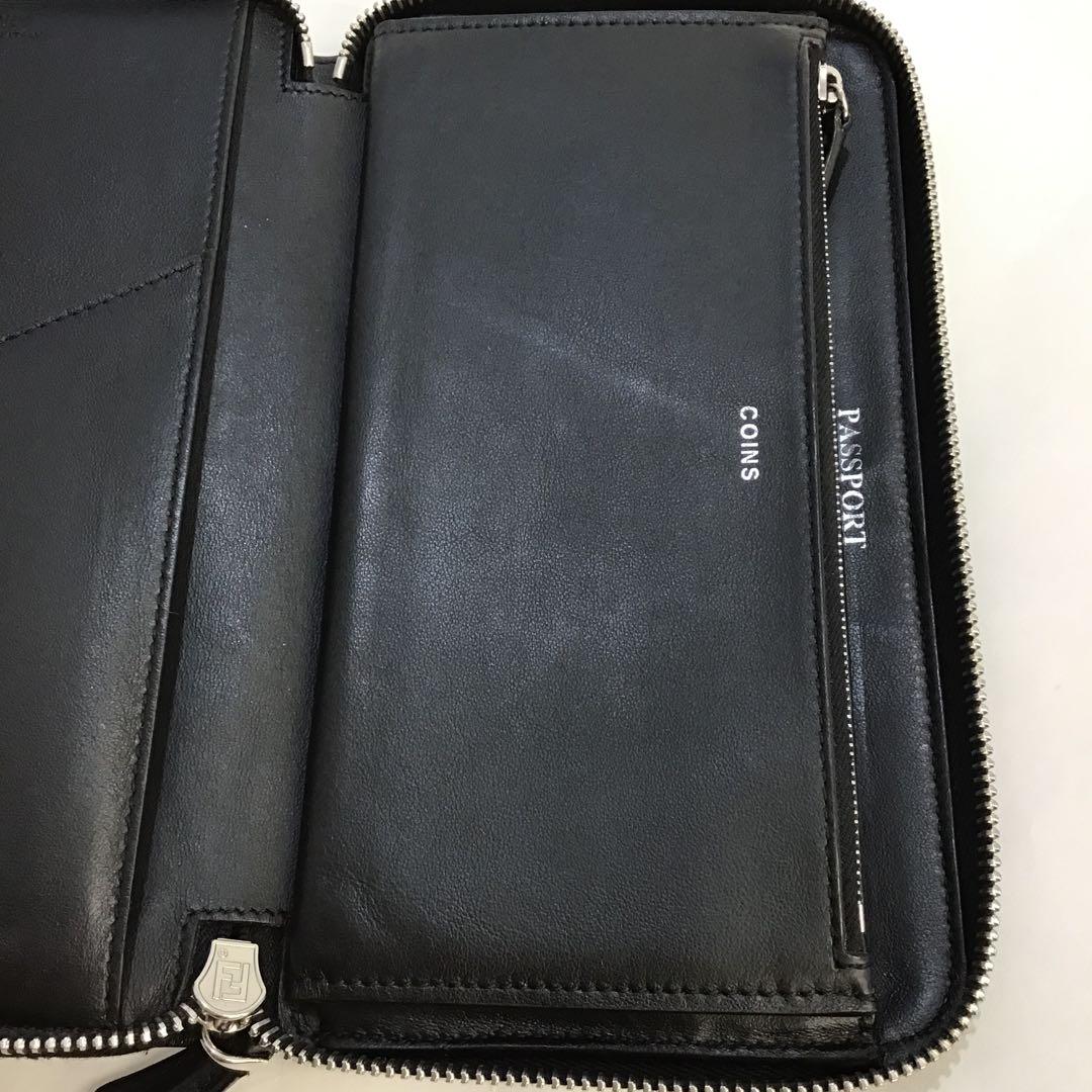 ❣️最終値下げ❣️‼️フェンディ‼️ ラウンドファスナートラベル