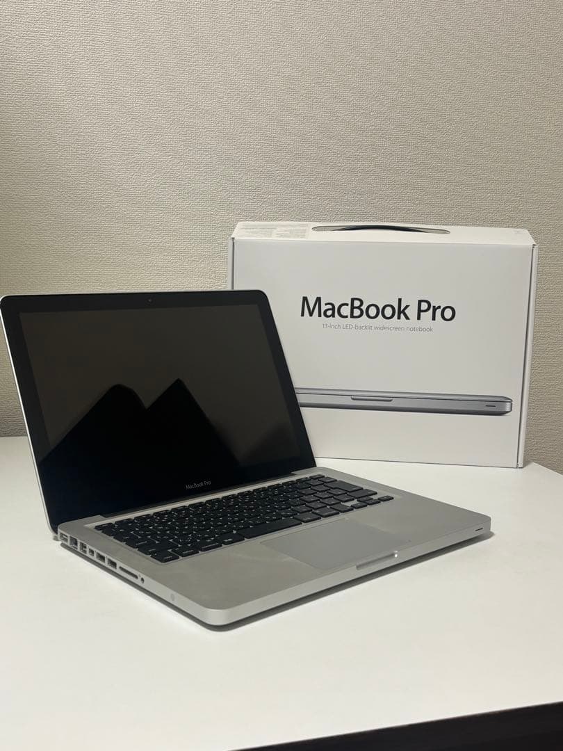 【早い者勝ち】Apple MacbookPro13インチ MD101J シルバー